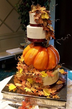 rustic-pumpkin-wedding-cake[1]